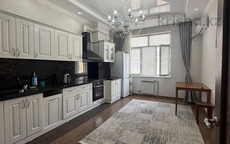 3-комнатная квартира · 135 м² · 10/11 этаж, 16-й мкр 55 ЖК Жасмин за 53 млн ₸ в Актау — фото 2