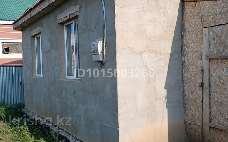 Отдельный дом · 2 комнаты · 40 м² · 10 сот., Абылайхан 13 — Мектептің жанында за 20 млн ₸ в Караоткеле — фото 2