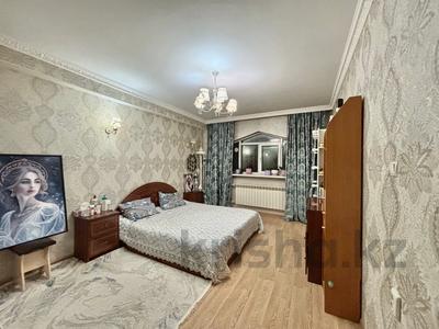 Продажа квартир в Алматы: 3-комнатная квартира · 74 м² · 1/9 этаж, мкр Аксай-4 — Сзади супермаркета Small за 45 млн 〒 3-комнатная квартира · 74 м² · 1/9 этаж, мкр Аксай-4 — Сзади супермаркета Small за 45 млн 〒 в Алматы, Ауэзовский р-н