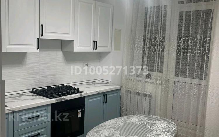 2-комнатная квартира · 66 м² · 2/9 этаж, мкр Нурсая, Таумуш Жумагалиева 17а за 26 млн 〒 в Атырау — фото 2