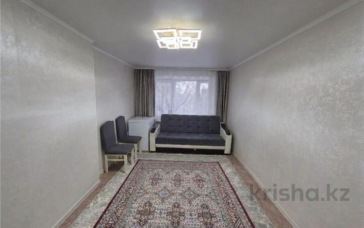 3-комнатная квартира · 55 м² · 4/5 этаж, Майкудук, Майкудук Бирюзова за 13 млн ₸ в Караганде, Алихана Бокейханова р-н — фото 2
