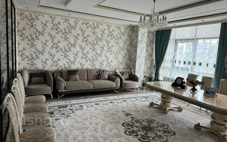 3-комнатная квартира · 130 м² · 3/4 этаж, Мухита Калимова 24/2 за 58 млн 〒 в Атырау — фото 49