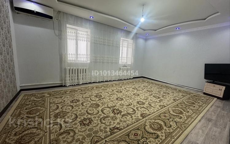 4-комнатная квартира · 105 м² · 1/1 этаж, мкр Кокарна, Оракты батыр ул 15 23 — Магазин Асан ата за 80 000 ₸ в Атырау — фото 2