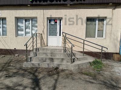 Свободное назначение, магазины и бутики, склады, общепит, салоны красоты, медцентры и аптеки · 60 м² за 60 млн 〒 в Таразе, мкр Самал
