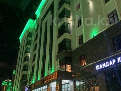 Еркін, дүкендер мен бутиктер, қоғамдық тамақтану орны · 430 м², бағасы: 560 млн ₸ в Астане, Есильский р-н