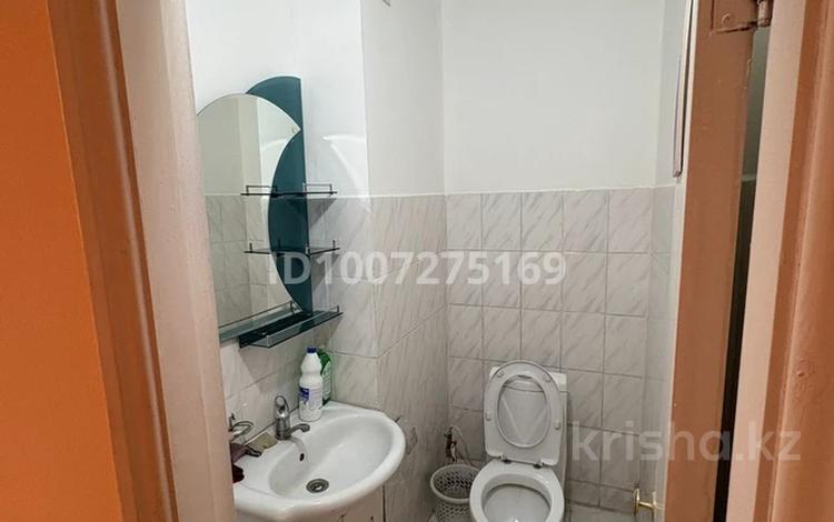 3-бөлмелі пәтер · 76 м² · 1/8 қабат, Райымбека 241Б, бағасы: 65 млн ₸ в Алматы, Жетысуский р-н — фото 2