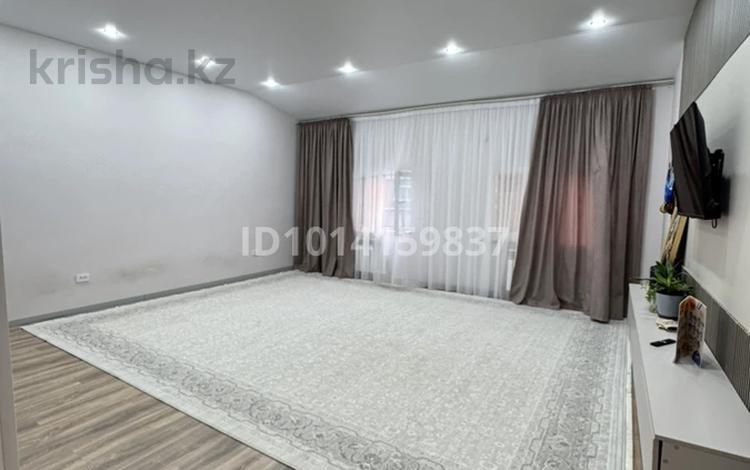 2-бөлмелі пәтер · 106 м² · 8/8 қабат, 19-ш/а. 45/2, бағасы: 26 млн ₸ в Актау, 19-й мкр — фото 2