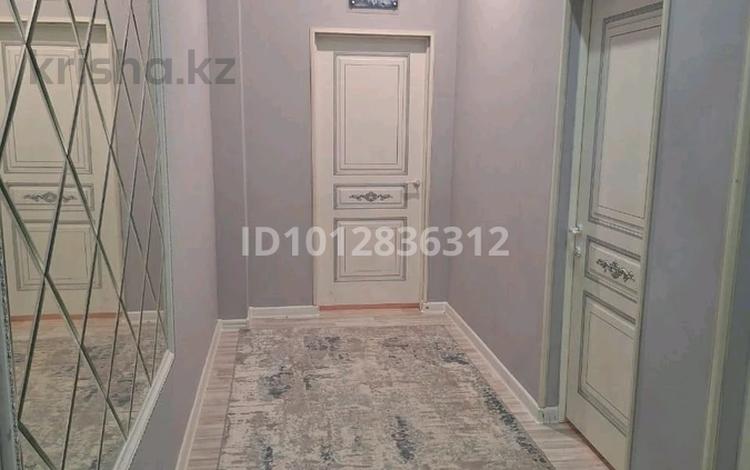 3-комнатная квартира · 85 м² · 9/10 этаж, 17-й мкр 103 за 28.5 млн ₸ в Актау — фото 2