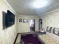 3-бөлмелі пәтер · 63 м² · 4/5 қабат, Майкудук, 15й микрорайон 8, бағасы: 13.4 млн ₸ в Караганде, Алихана Бокейханова р-н