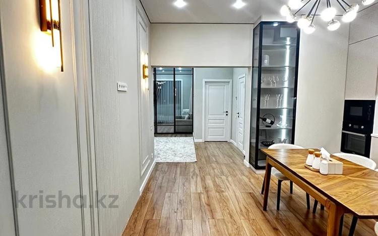 3-комнатная квартира · 70 м² · 18/20 этаж, Гагарина 310 за 550 000 ₸ в Алматы, Бостандыкский р-н — фото 2