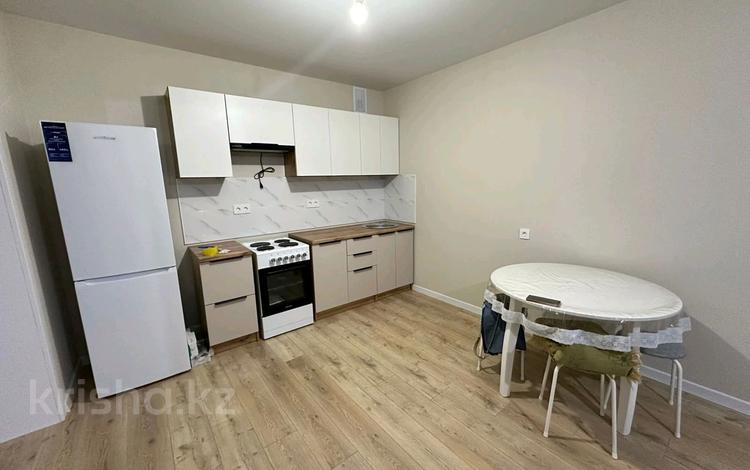 2-комнатная квартира · 41.5 м² · 6/9 этаж, Е -446 36 за 250 000 ₸ в Астане, Есильский р-н — фото 2