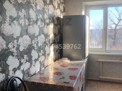 2-бөлмелі пәтер · 53 м² · 4/5 қабат, Актюбинская 218, бағасы: 13.5 млн ₸ в Уральске