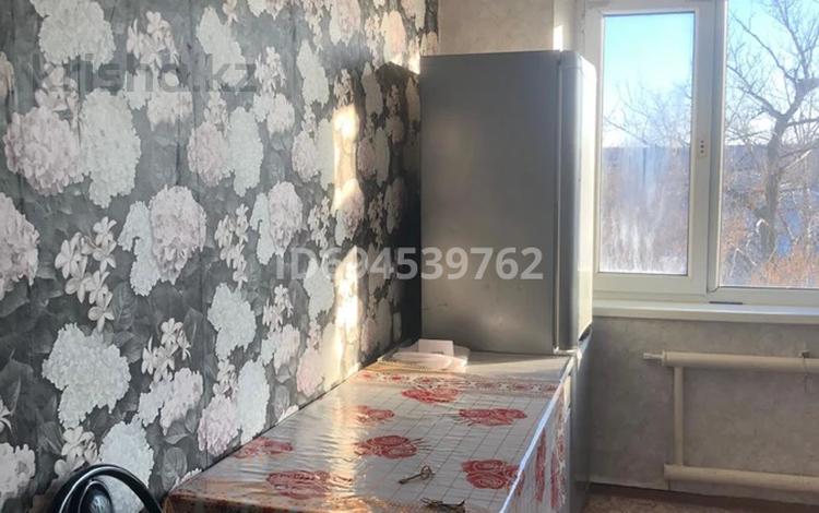 2-бөлмелі пәтер · 53 м² · 4/5 қабат, Актюбинская 218, бағасы: 13.5 млн ₸ в Уральске — фото 11