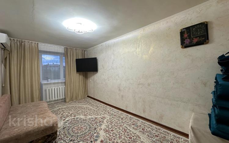 3-комнатная квартира · 57 м² · 4/5 этаж, Саратовская 26 за 14.3 млн ₸ в Уральске — фото 2