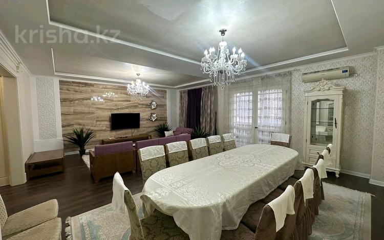 4-бөлмелі пәтер · 160 м² · 6/12 қабат, Кунаева 40а, бағасы: 500 000 〒 в Шымкенте, Аль-Фарабийский р-н — фото 2