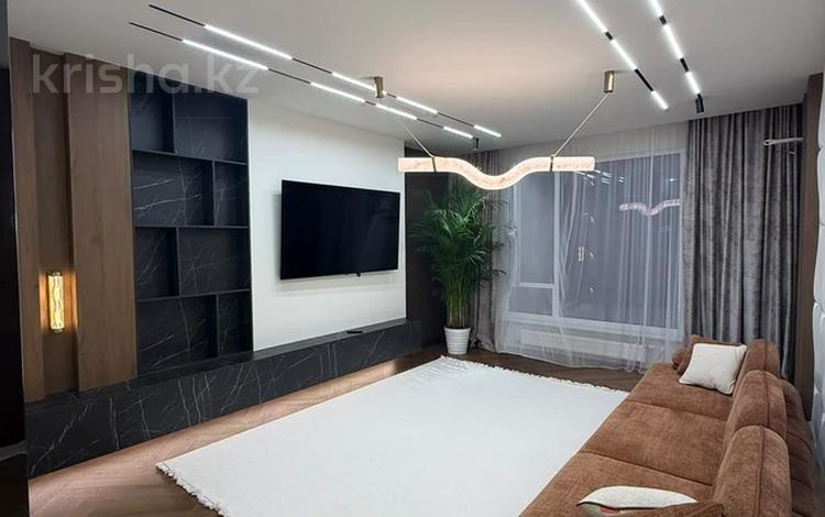 2-бөлмелі пәтер · 80 м² · 7/9 қабат, Лебедева 1/1, бағасы: 103 млн ₸ в Алматы, Бостандыкский р-н — фото 2
