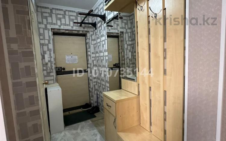 2-комнатная квартира · 45 м² · 5/5 этаж, Казахстан 83 — Центральный рынок за 17 млн ₸ в Усть-Каменогорске, Ульбинский — фото 2