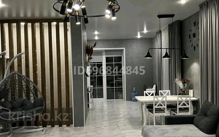 Отдельный дом · 4 комнаты · 480 м² · 10 сот., Жанааул 81 — Возле речки за 80 млн ₸ в Жибек Жолы — фото 2