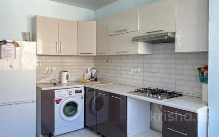 2-бөлмелі пәтер · 65.4 м² · 4/6 қабат, 32В ш/а. 7, бағасы: 15.5 млн ₸ в Актау, 32В мкр — фото 2