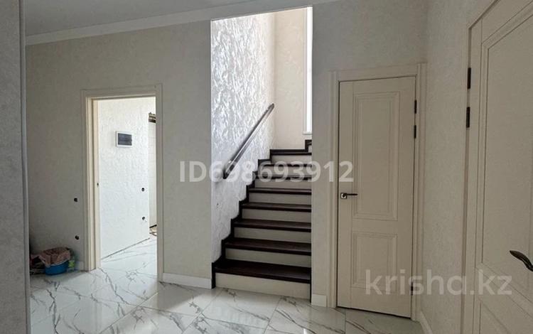 5-комнатная квартира · 170 м² · 1/2 этаж, Заречный Юбилейная 1Г — С.Заречное сзади Солнечного за 55 млн 〒 в Костанае — фото 27