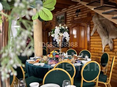 Дом · 5 комнат · 270 м², мкр Думан-1 43 — Акмешит за 100 000 〒 в Алматы, Медеуский р-н