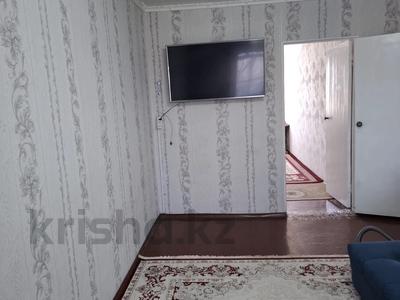2-бөлмелі пәтер · 43 м² · 3/5 қабат, Казахстанская 128, бағасы: 8.5 млн ₸ в Шахтинске