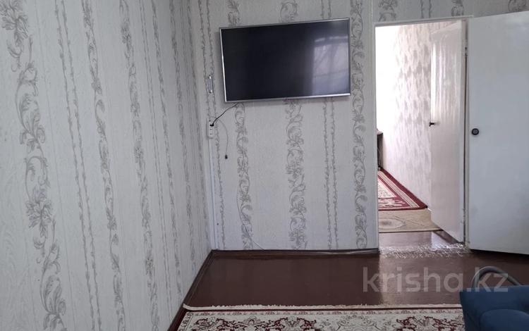 2-бөлмелі пәтер · 43 м² · 3/5 қабат, Казахстанская 128, бағасы: 8.5 млн ₸ в Шахтинске — фото 2