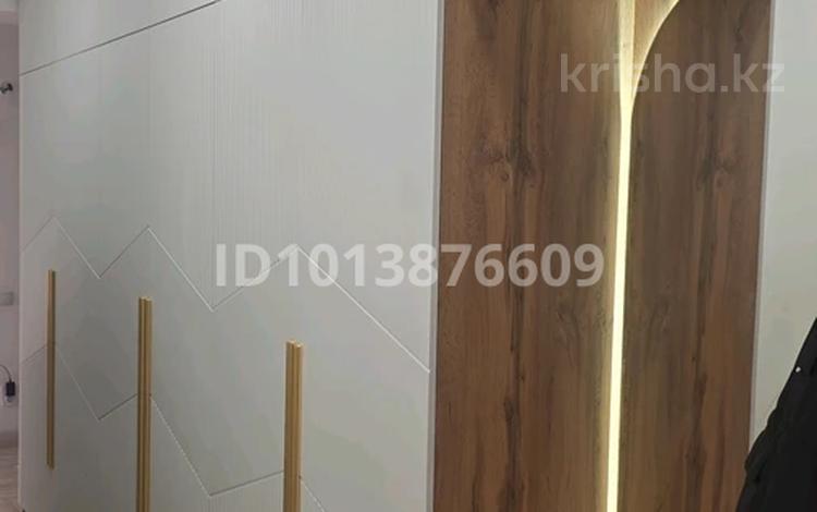 3-бөлмелі пәтер · 68 м² · 5/9 қабат, Строителей, бағасы: 28 млн ₸ в Аксу — фото 2