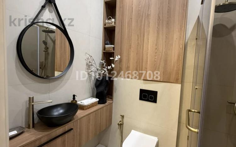 2-бөлмелі пәтер · 60 м² · 13/17 қабат, Юго-Восток ш/а., Республики 23, 23/2 — Республики-Шахтеров, бағасы: 25 000 ₸ в Караганде, Казыбек би р-н — фото 9
