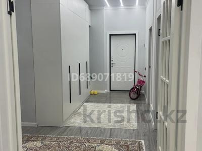 3-комнатная квартира · 93 м² · 1/5 этаж, Сатпаева 11а — проспект жамбыла сатпаева за 42.5 млн ₸ в Таразе