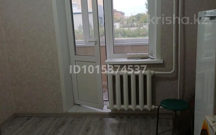 1-комнатная квартира · 31 м² · 1/5 этаж, мкр 4 9 за 13.4 млн ₸ в Уральске — фото 2