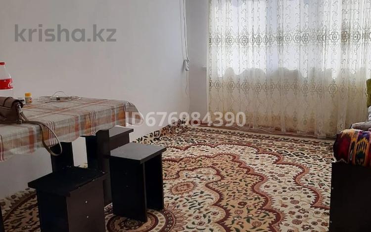 3-комнатная квартира, 72 м², 4/5 этаж, 1 мкр 6 за 15 млн 〒 в Туркестане — фото 2