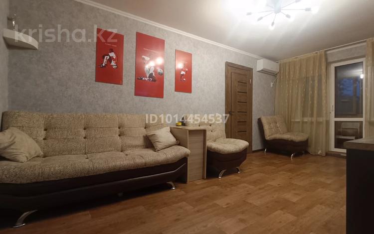 2-комнатная квартира · 42 м² · 3/5 этаж, мкр Новый Город, Пр. Назарбаева 78 — Пр. Абдирова за 200 000 ₸ в Караганде, Казыбек би р-н — фото 2