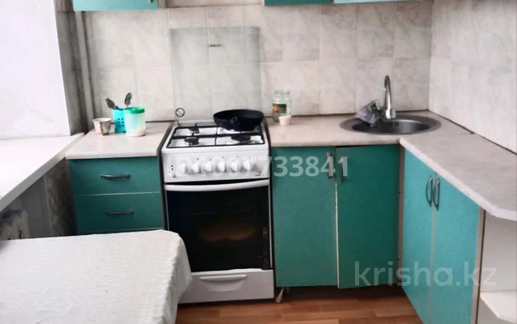 2-комнатная квартира · 55 м² · 3/5 этаж, 408 квартал за 150 000 ₸ в Семее — фото 2