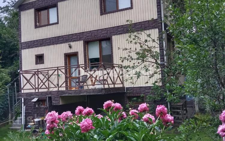 Отдельный дом · 4 комнаты · 166 м² · 5.2 сот., мкр Баганашыл, Центральная 21А за 80 млн ₸ в Алматы, Бостандыкский р-н — фото 16