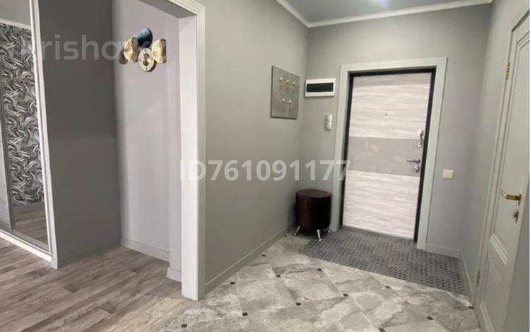 1-бөлмелі пәтер · 45 м² · 7/9 қабат, Абая 244, бағасы: 220 000 ₸ в Уральске — фото 2