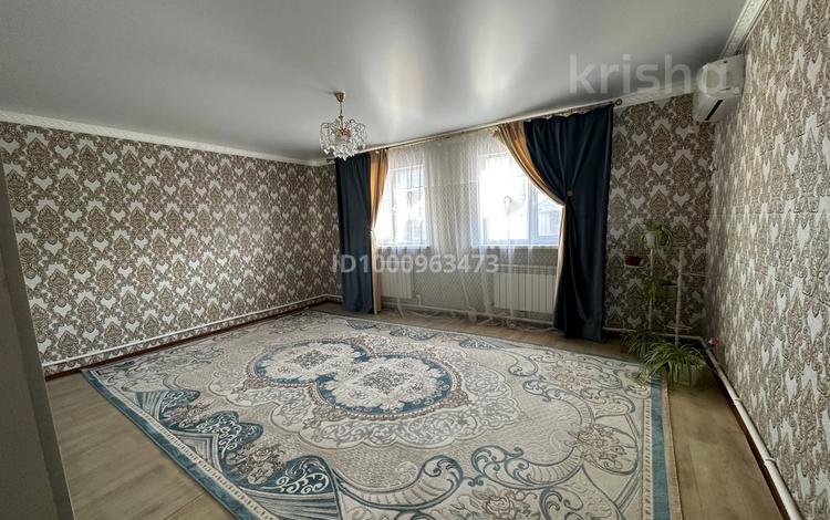 Жеке үй · 2 бөлме · 80 м² · 10 жүзд., Жұлдыз ш/а., Онай Мадьяров 1 — 8/19, бағасы: 14 млн ₸ в Атырау, мкр Жулдыз — фото 2