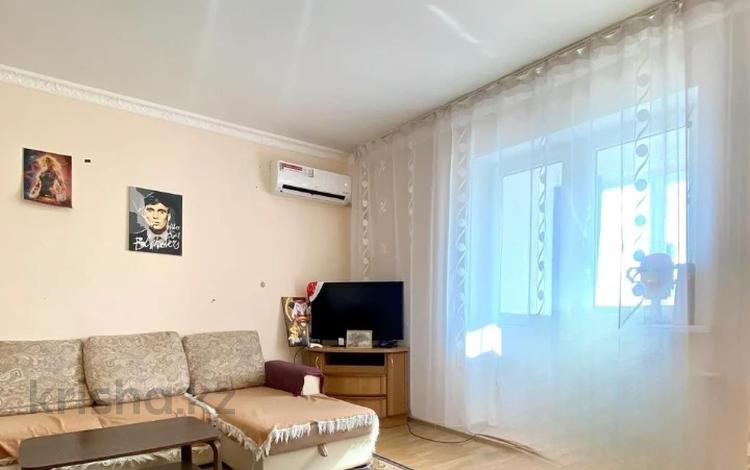 2-комнатная квартира, 70 м², 2/9 этаж, сары Арка 40 за 28 млн 〒 в Атырау — фото 3