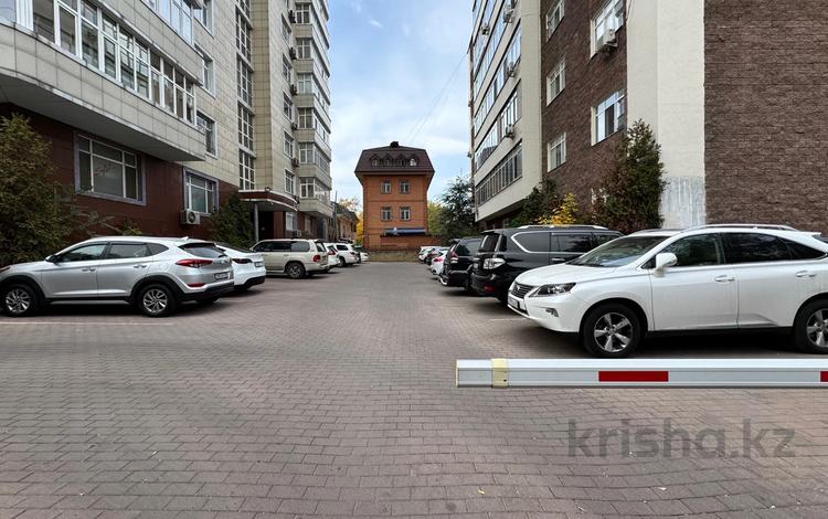 3-комнатная квартира, 178 м², 10/11 этаж, Умбетбаева 77 — Шевченко Гагарина Парк Ганди цена