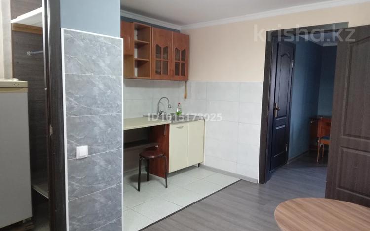 2-комнатная квартира · 30 м² · 2/2 этаж, Микрорайон 18, улица Ауэзова за 20 000 ₸ в Конаеве — фото 2
