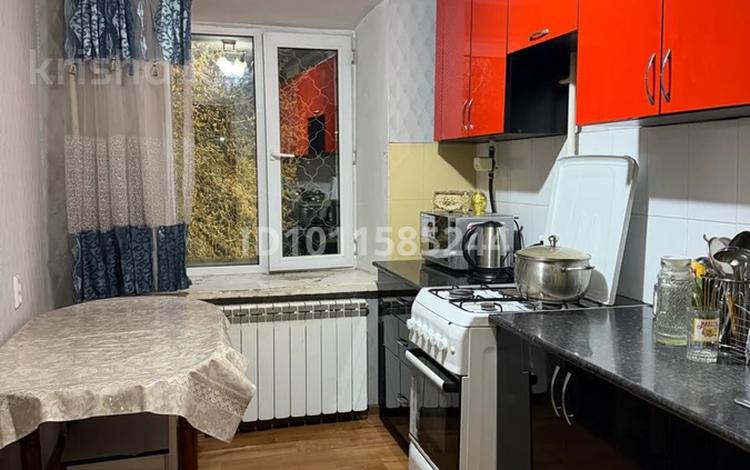 3-бөлмелі пәтер · 64 м² · 2/5 қабат, Танирбергенова 25, бағасы: 27.2 млн ₸ в Семее — фото 2
