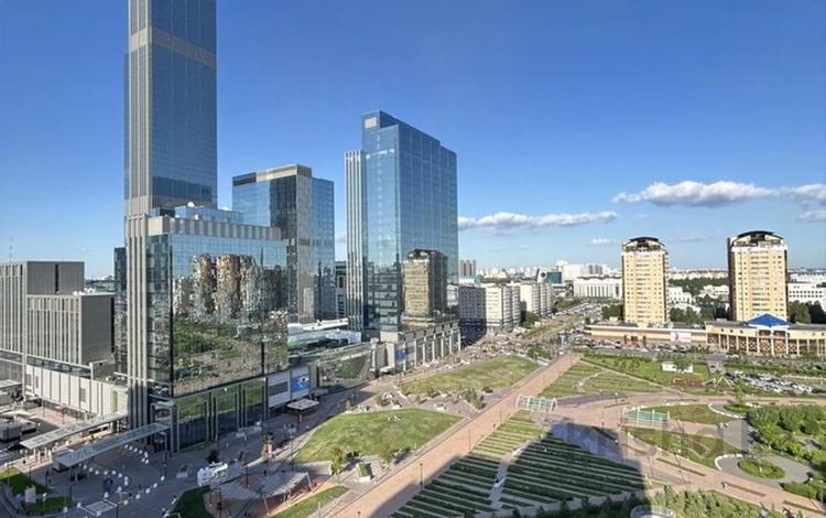4-бөлмелі пәтер · 150 м² · 14/18 қабат, Акмешит 1, бағасы: 184 млн ₸ в Астане, Есильский р-н — фото 2