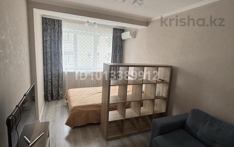 1-комнатная квартира · 38 м² · 4/8 этаж, Жарокова 284/3 за 300 000 ₸ в Алматы, Бостандыкский р-н — фото 2