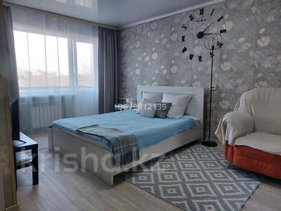 1-комнатная квартира · 32 м² · 5/5 этаж, Казахстан 124 за 135 000 ₸ в Усть-Каменогорске, Ульбинский