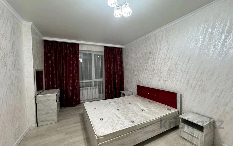 2-комнатная квартира, 78 м², 4/9 этаж помесячно, Шугыла 340/8