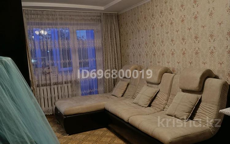 2-комнатная квартира, 43.4 м², 3/5 этаж, Майкудук, Майкудук, 18й микрорайон 22 за 15.5 млн 〒 в Караганде, Алихана Бокейханова р-н — фото 2