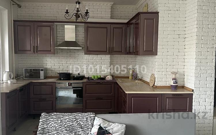 2-комнатная квартира · 57.5 м² · 8/12 этаж, Сауран 3/1 за 35.5 млн ₸ в Астане, Есильский р-н — фото 2