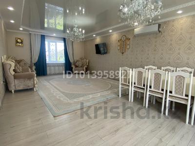 Отдельный дом · 5 комнат · 236 м² · 10 сот., мкр. Зачаганск пгт — Науша батыр за 55 млн ₸ в Уральске