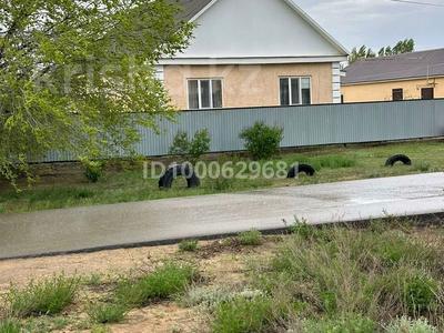 Жеке үй · 4 бөлме · 130 м² · 12 жүзд., Балауса 326А — Құлагер, бағасы: 35 млн ₸ в Актобе, жилой массив Заречный-2