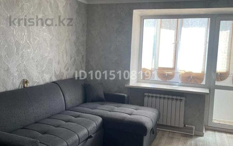 1-комнатная квартира · 35 м² · 5/5 этаж, Майкудук, 18й микрорайон 8 за 10 млн ₸ в Караганде, Алихана Бокейханова р-н — фото 2